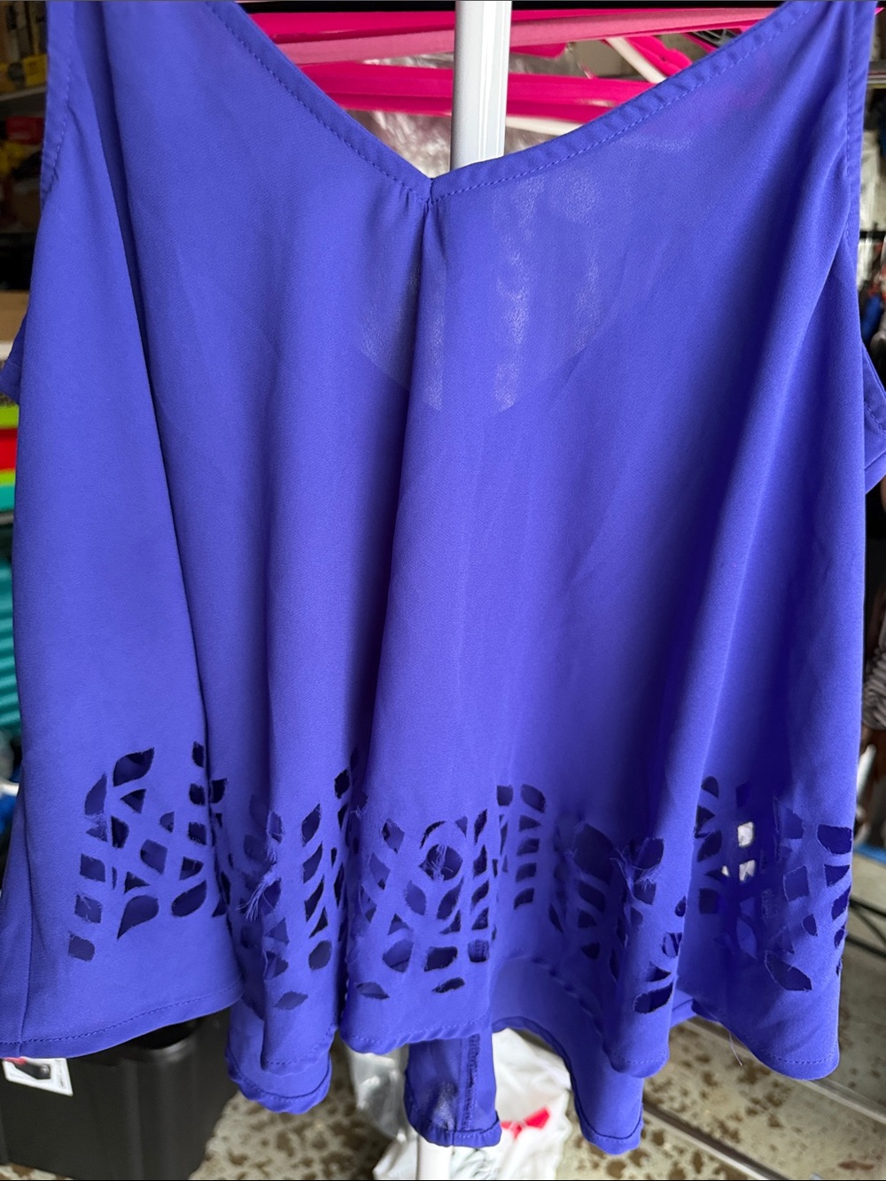 Sleeveless Purple Cutout Hem Women's Top